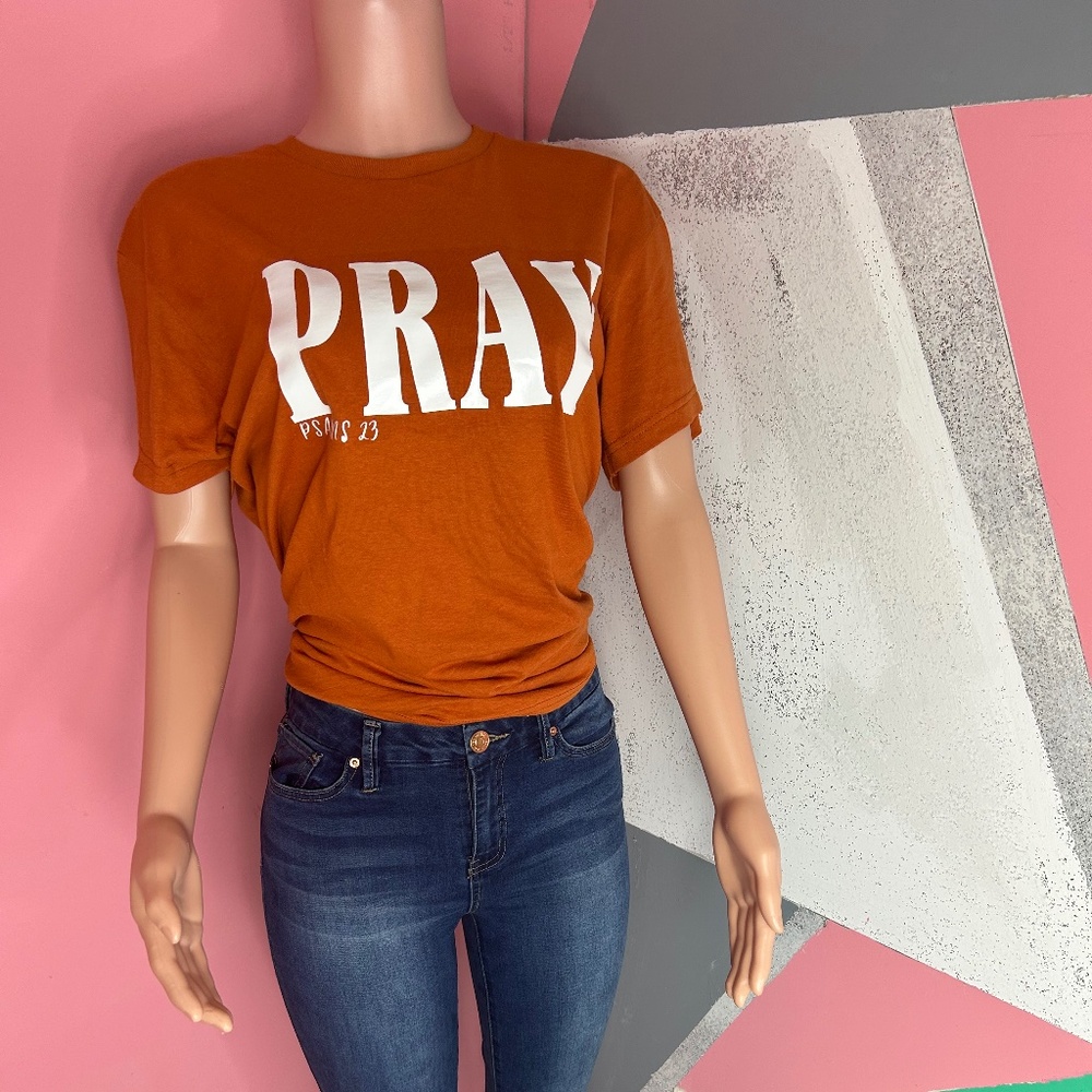 Pray tshirt